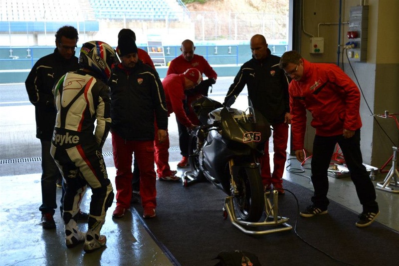 Команда Alstare Ducati: штаб в Бельгии, развитие мотоцикла в Болонье