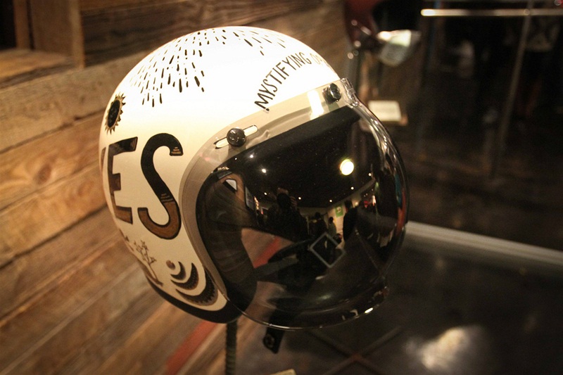 21 кастом-шлем на мотошоу «21 Helmets»