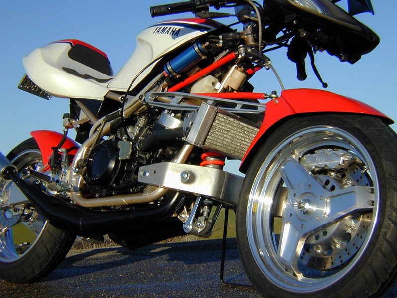 Уникальный мотоцикл Yamaha A-N-D FFE 350