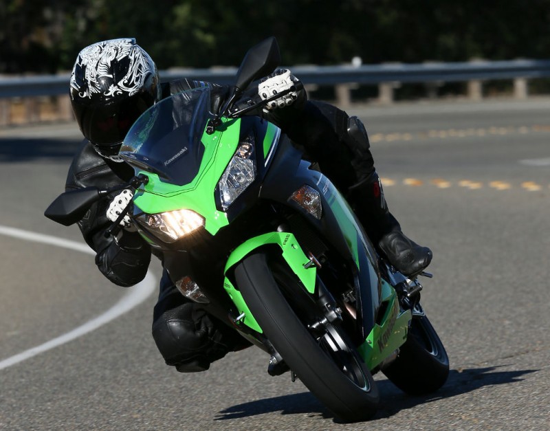 Отзыв мотоциклов Kawasaki Ninja 300 2013 (Канада)