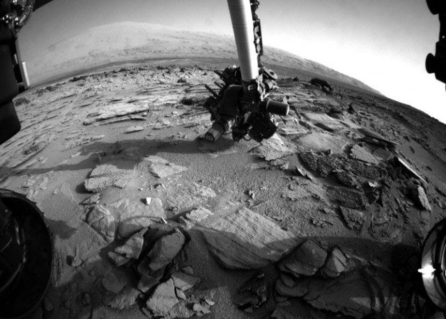 Годовщина путешествия  Марсохода Curiosity по Красной планете (фото + видео)